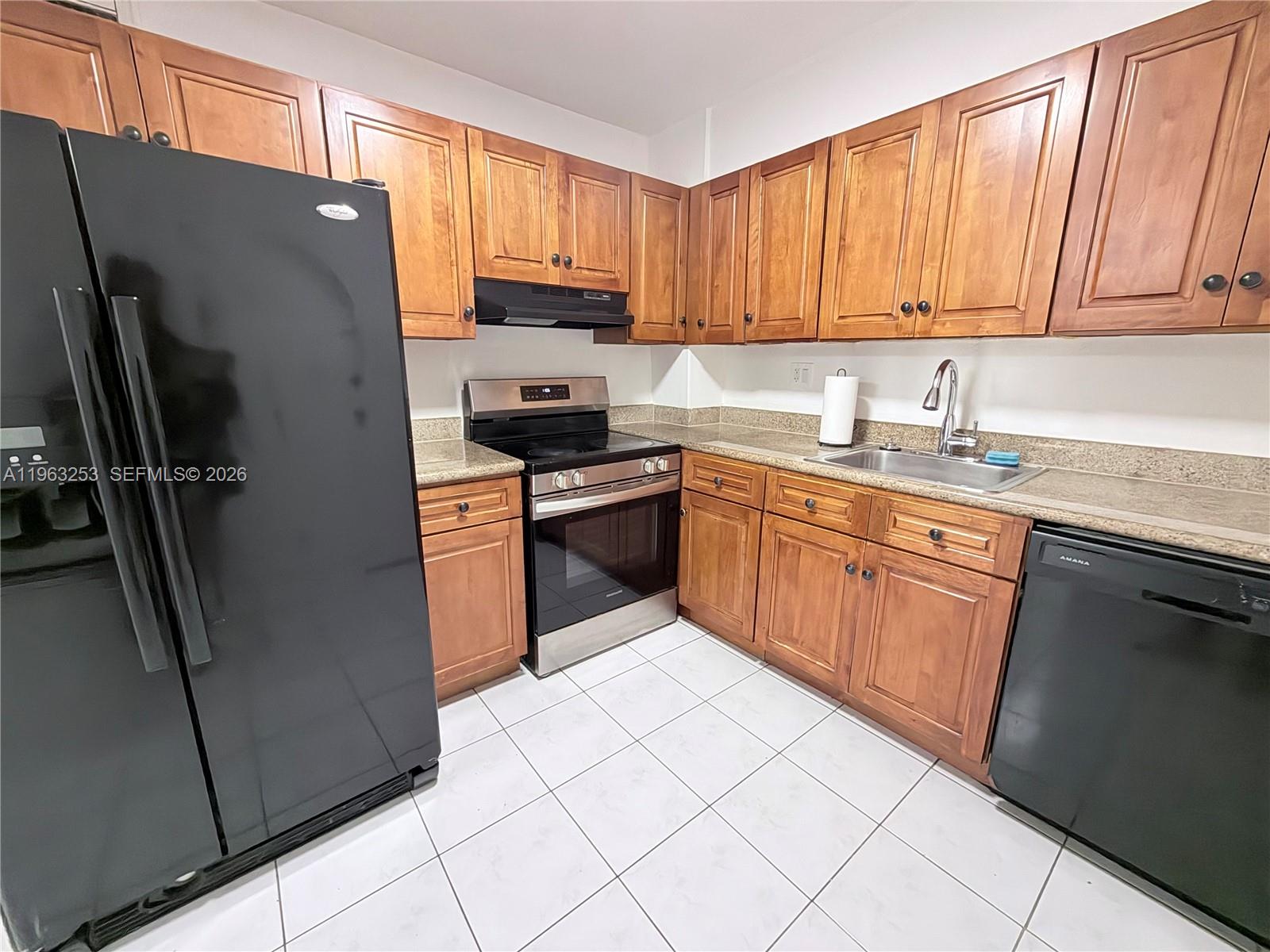 1913 S Ocean Dr # 410