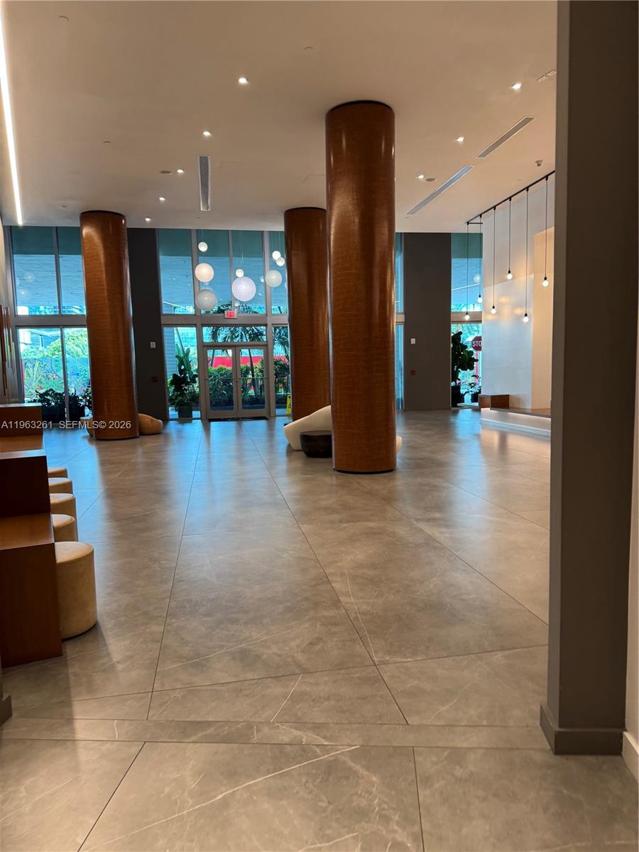 350 S Miami Ave Unit: 3006