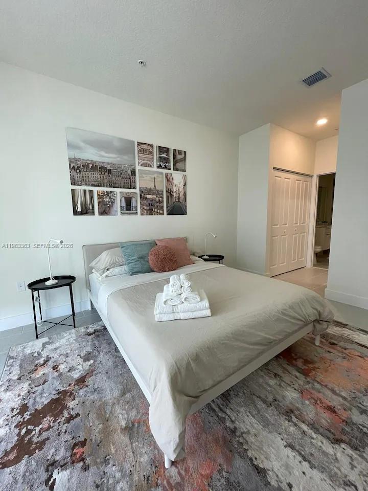 8167 NW 41st St # 402 Unit: E-402