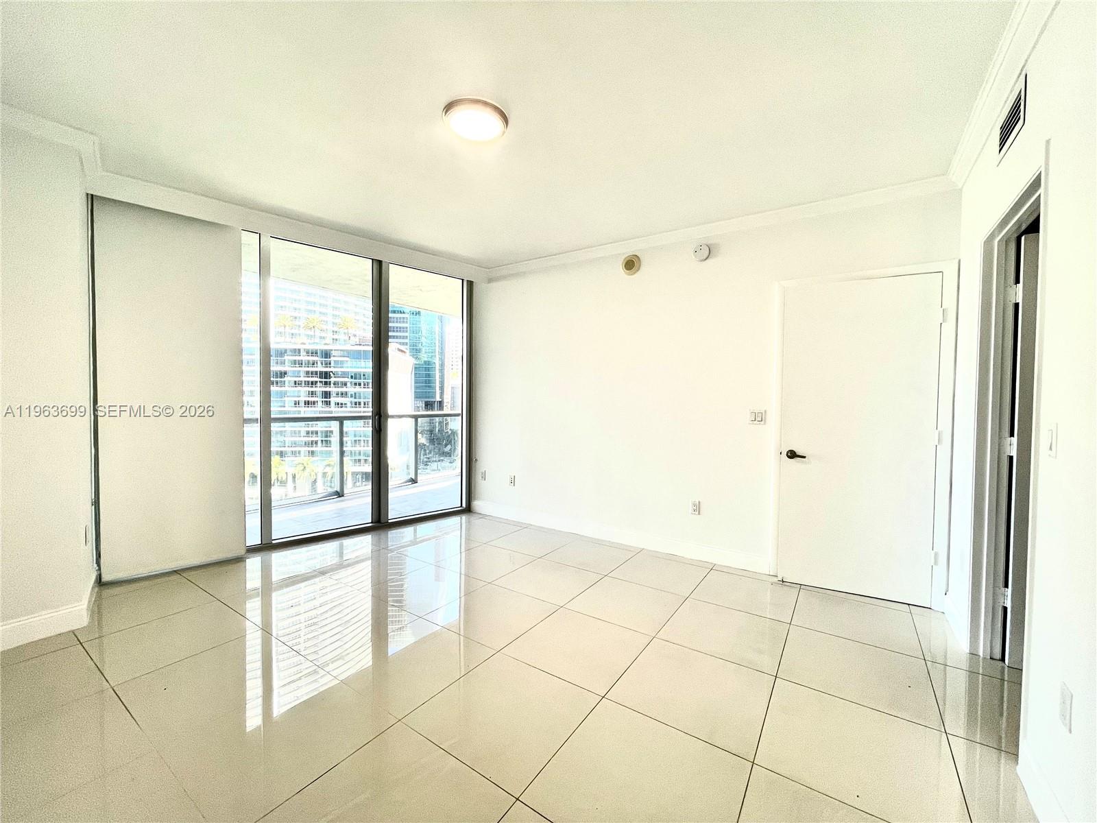 465 BRICKELL AVE # 1106