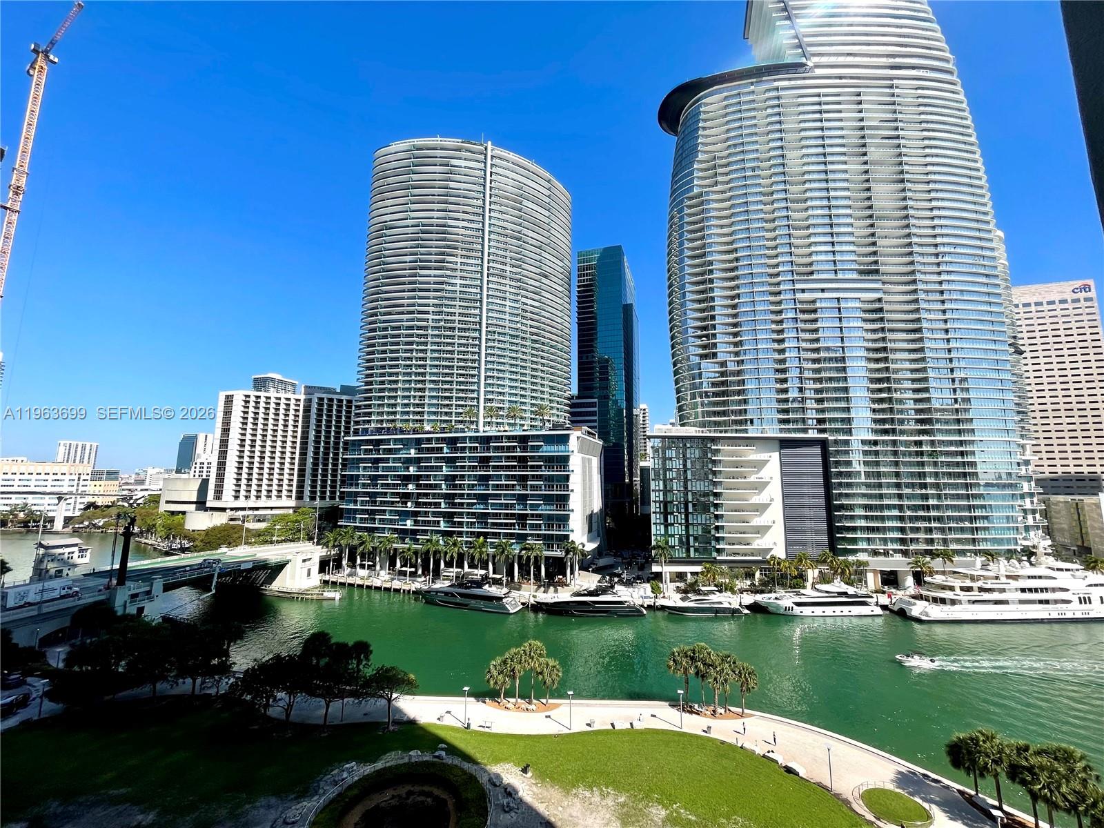 465 BRICKELL AVE # 1106