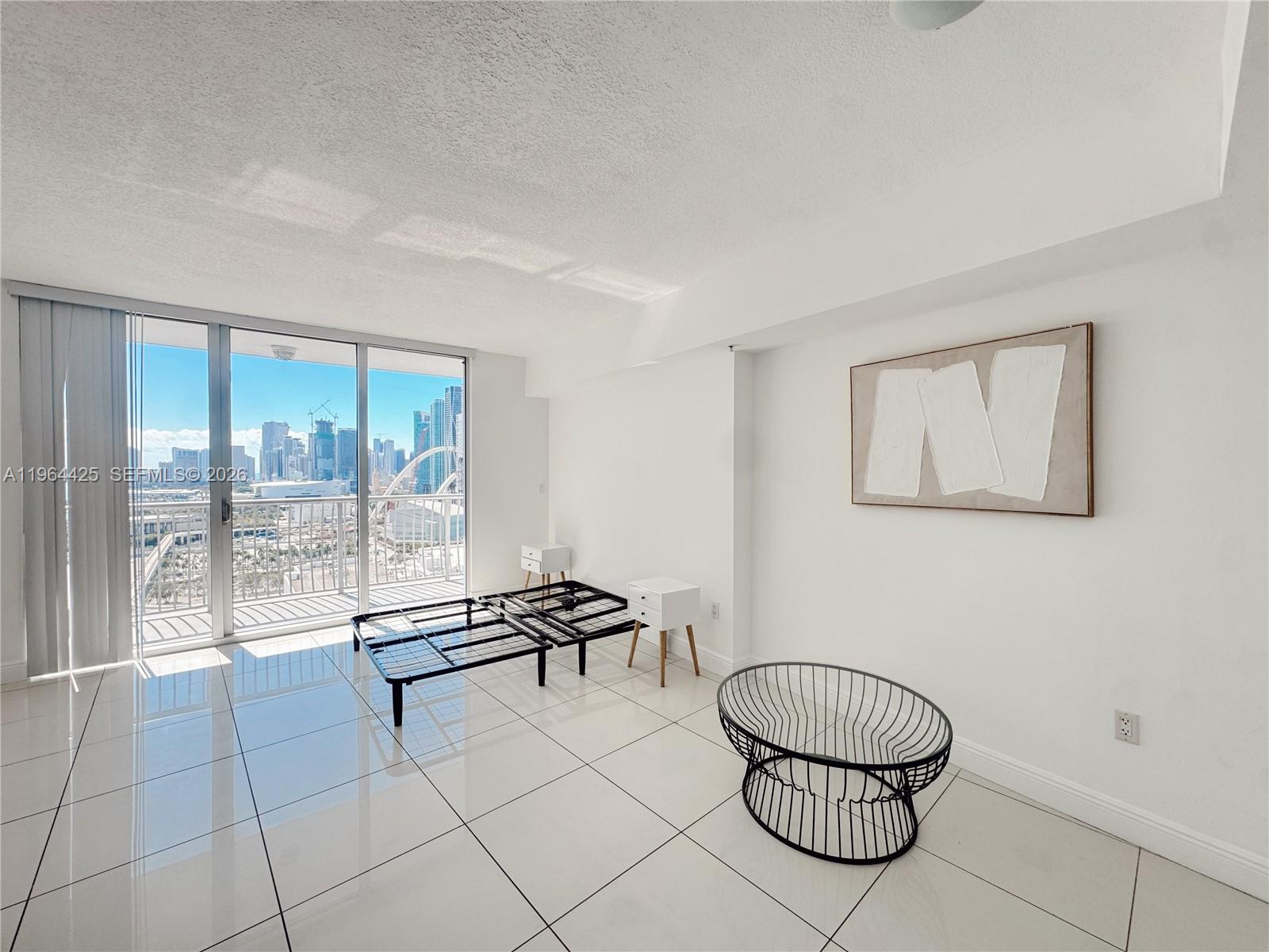 1750 N Bayshore Dr # 2708