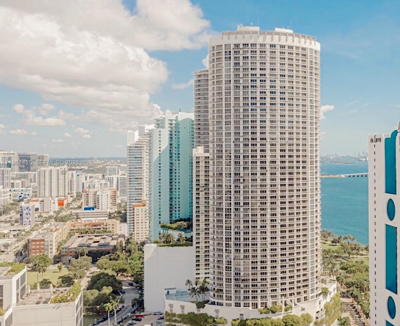 1750 N Bayshore Dr # 2708