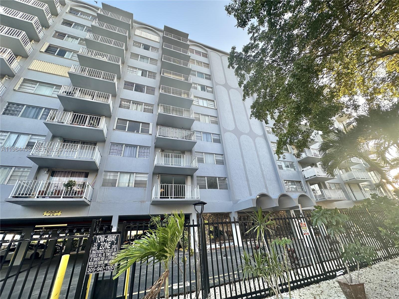 1470 NE 125th Ter # 210