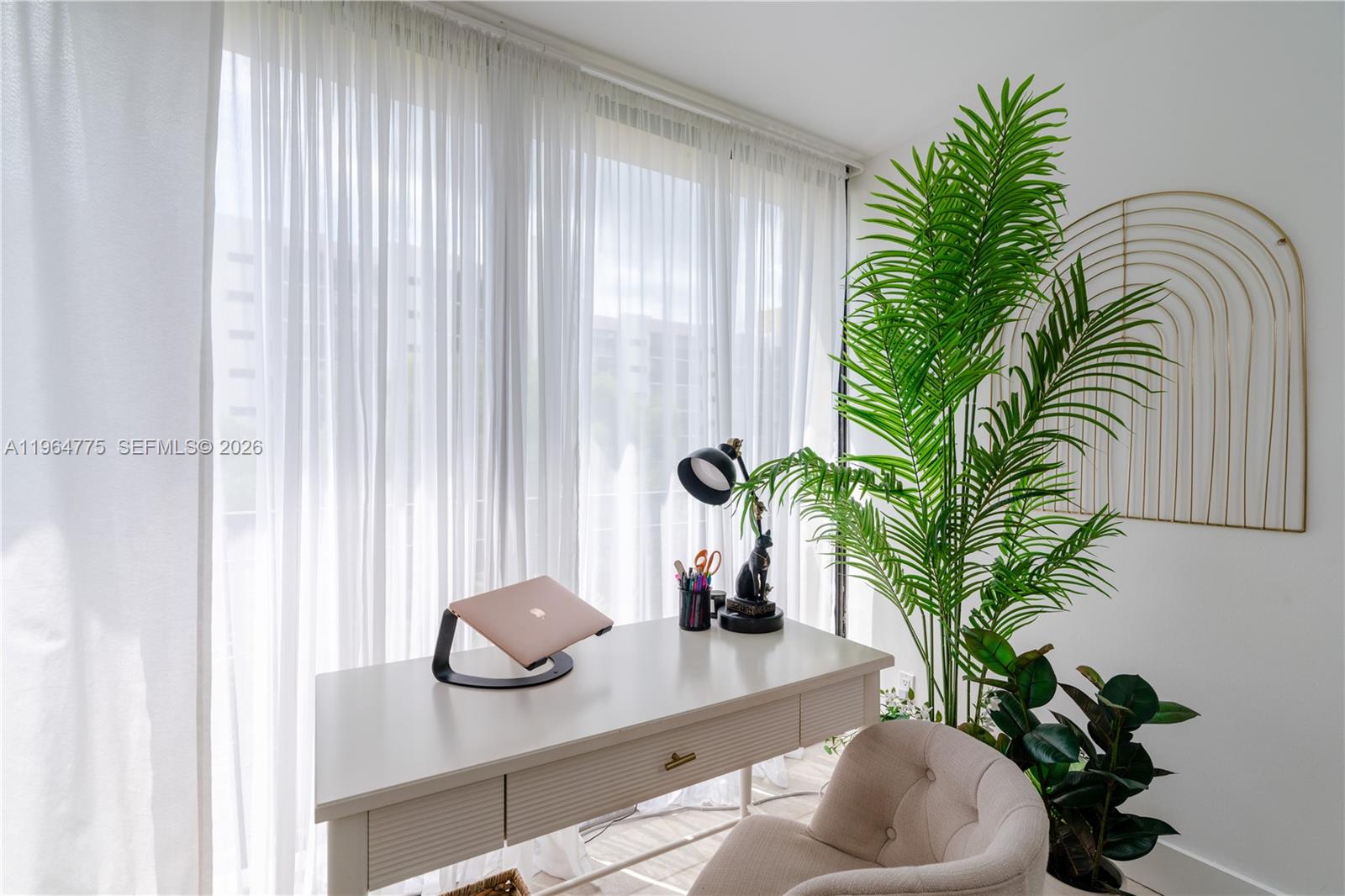 17021 N Bay Rd # 526