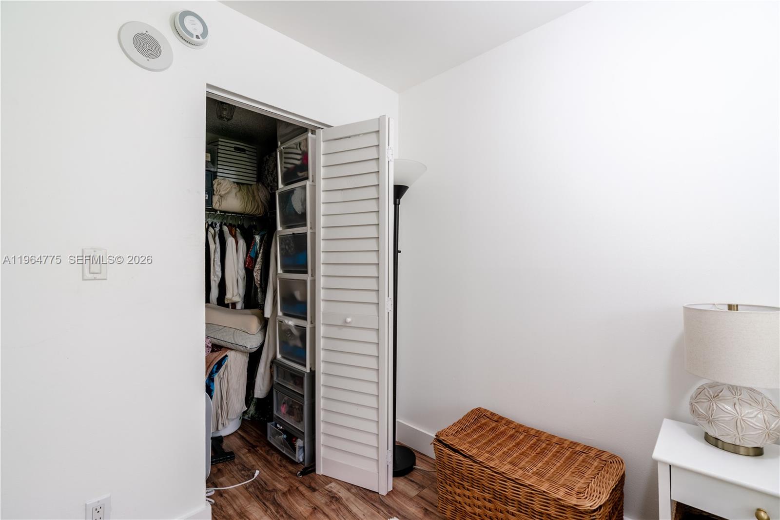 17021 N Bay Rd # 526