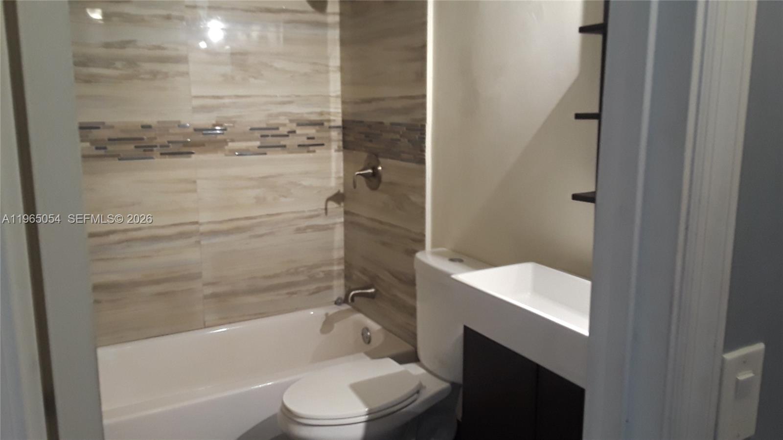 11101 Royal Palm Blvd # 204