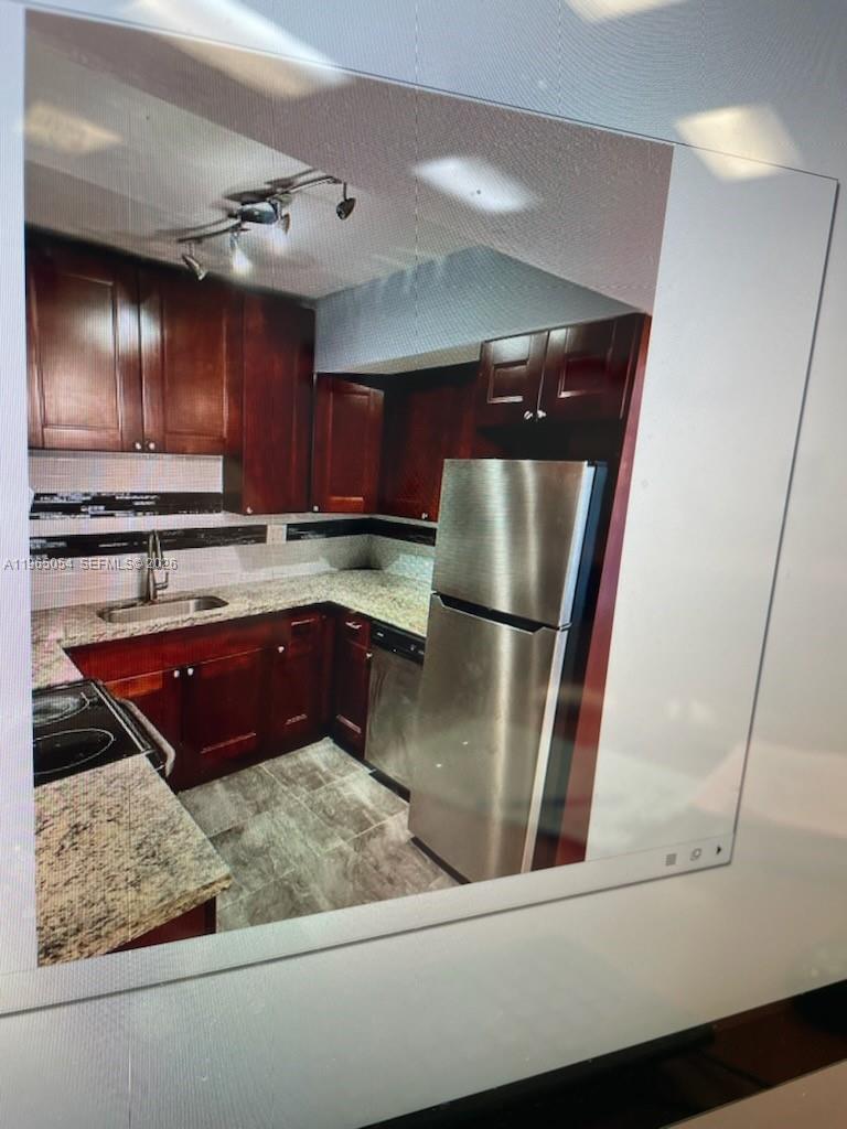 11101 Royal Palm Blvd # 204