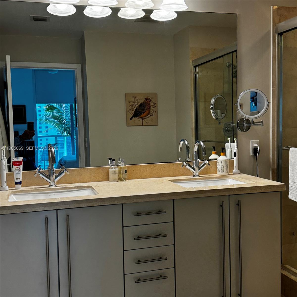 1111 SW 1st Ave Unit: 2622-N