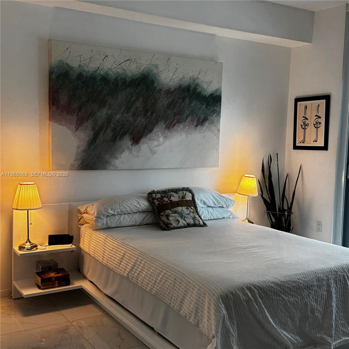 1111 SW 1st Ave Unit: 2622-N