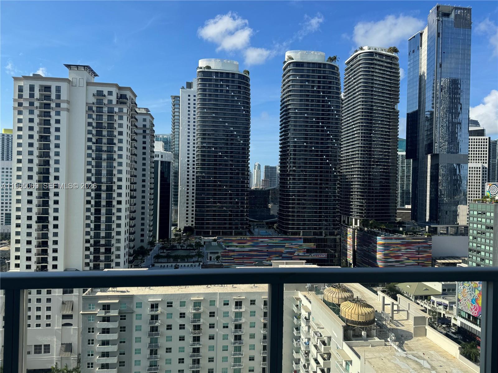 1111 SW 1st Ave Unit: 2622-N