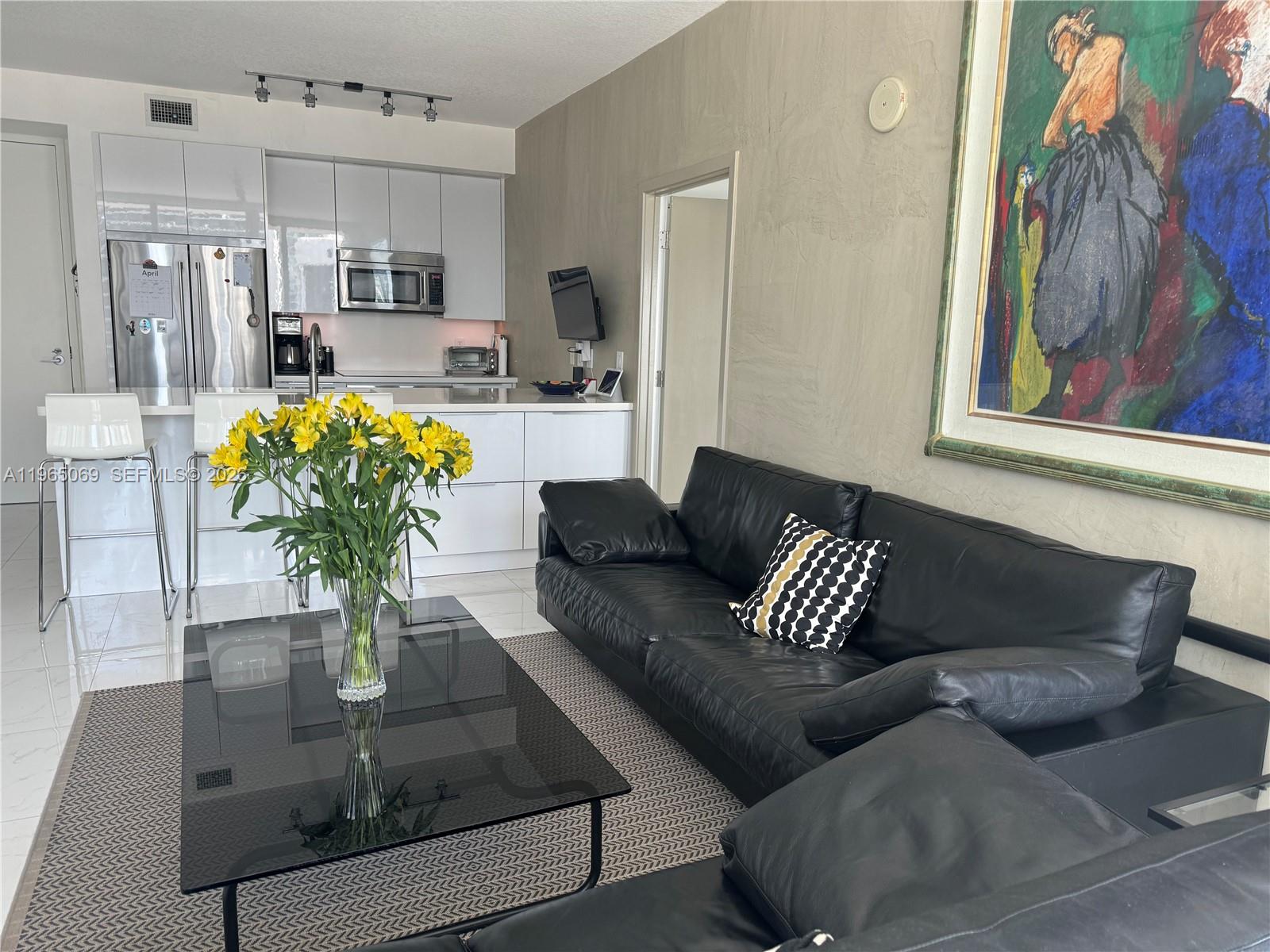 1111 SW 1st Ave Unit: 2622-N