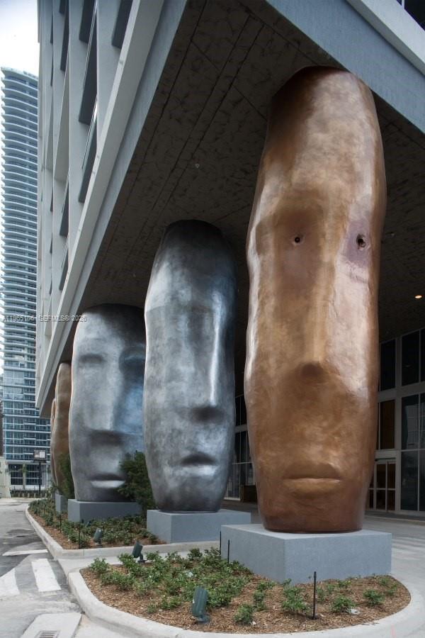 475 BRICKELL AV # 2710