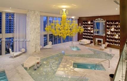 475 BRICKELL AV # 2710