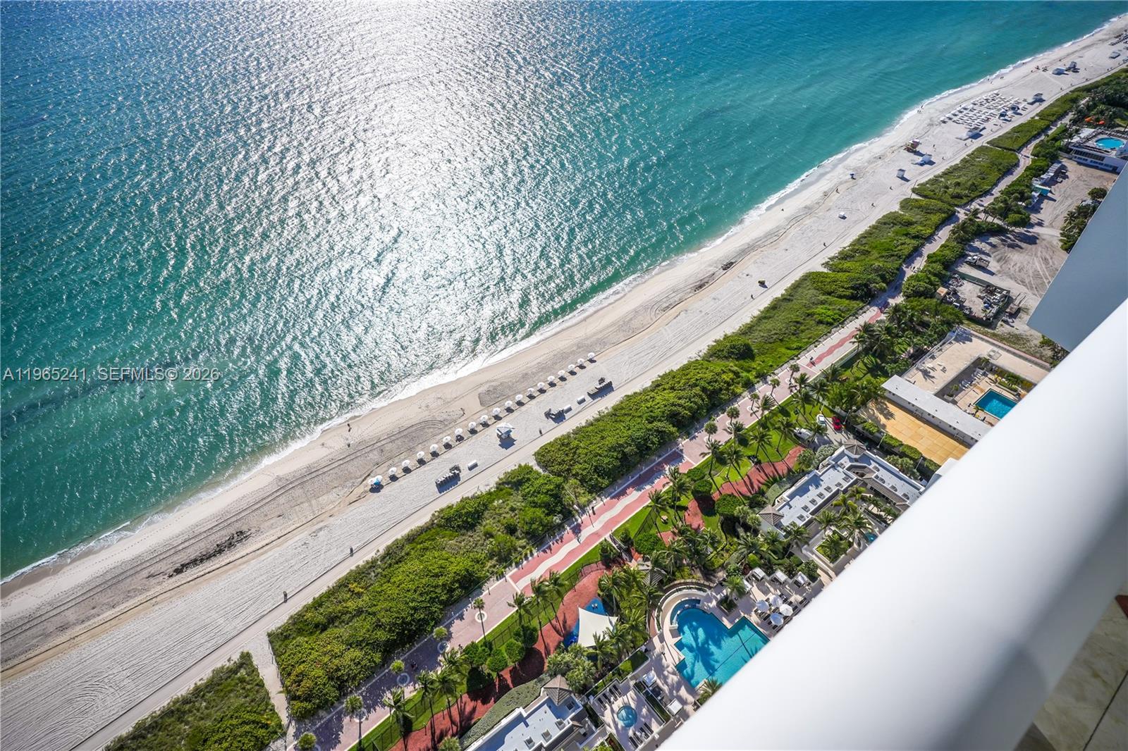 4775 Collins Ave # 2805