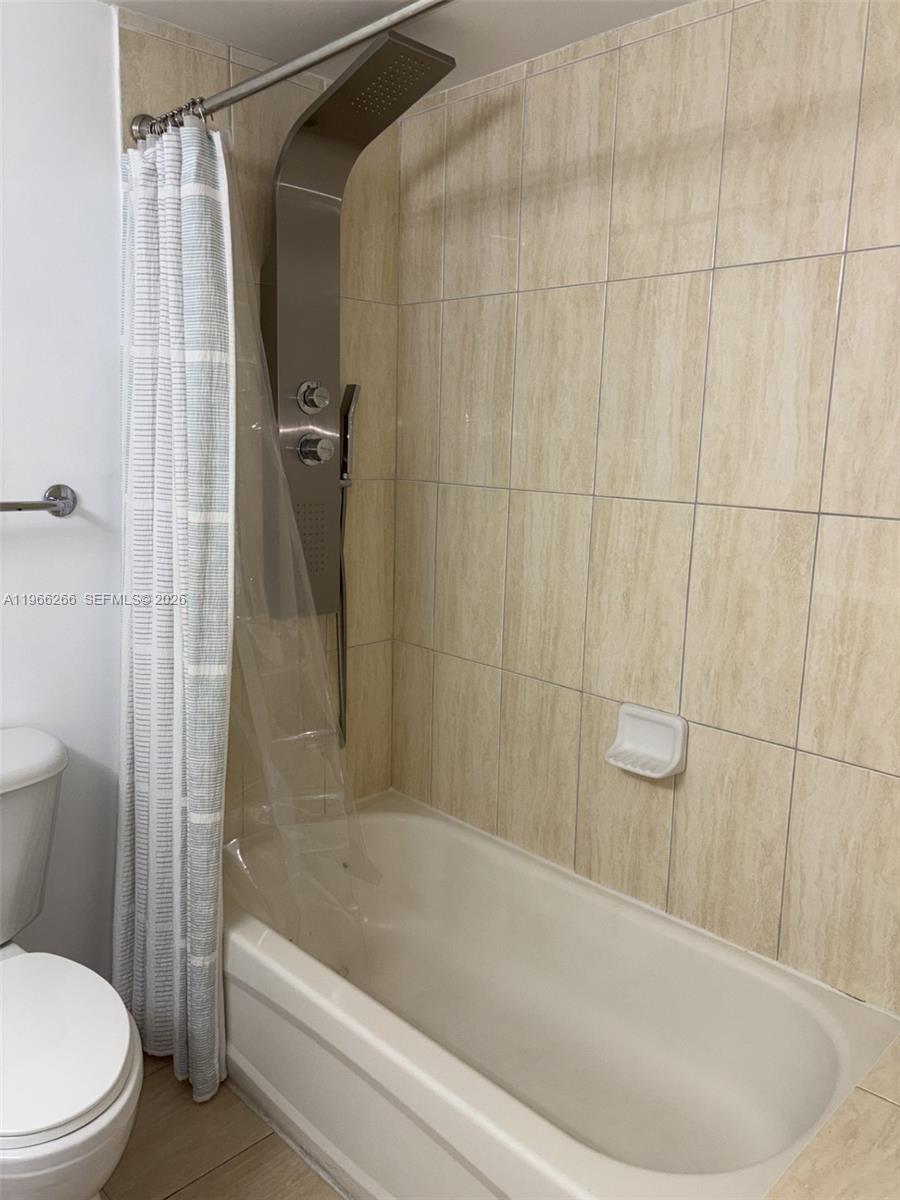 1750 N Bayshore Dr # 2208