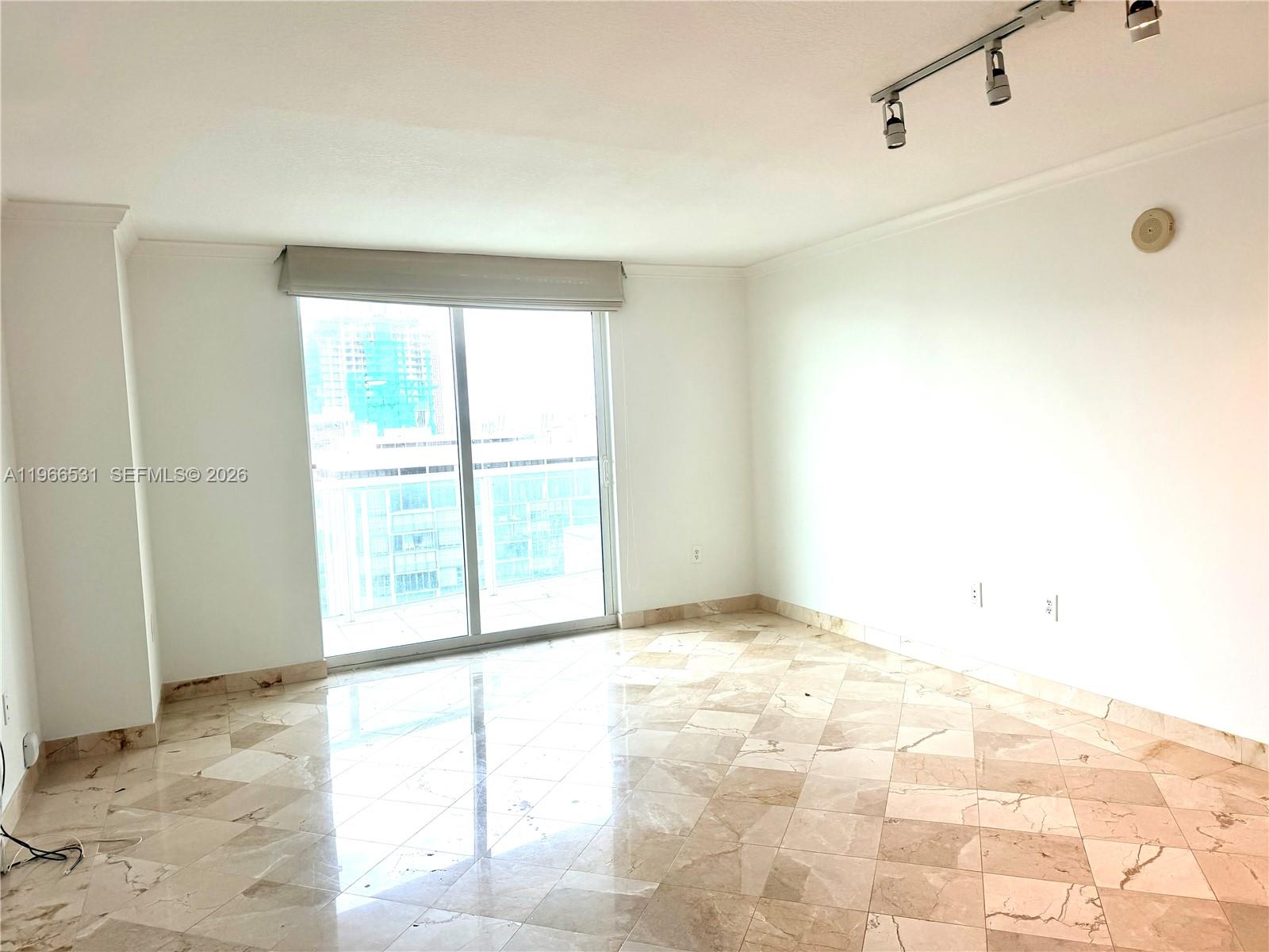 2101 Brickell Ave # 2202