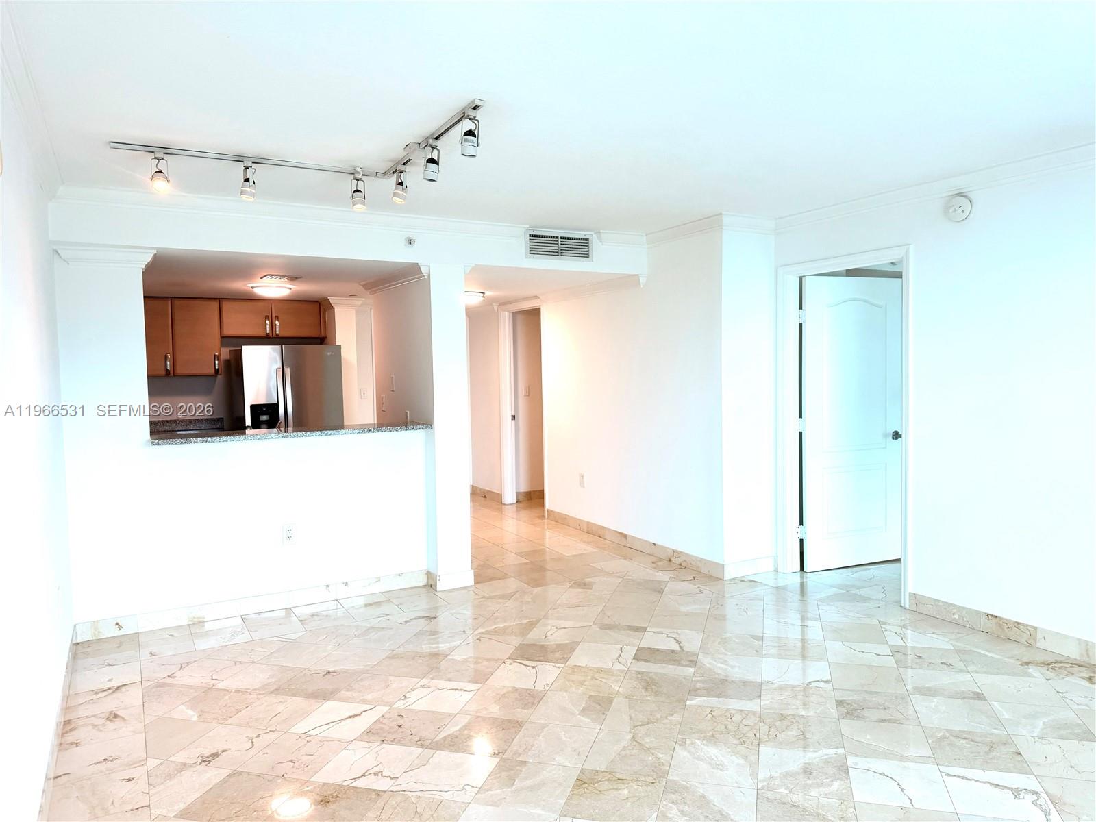 2101 Brickell Ave # 2202