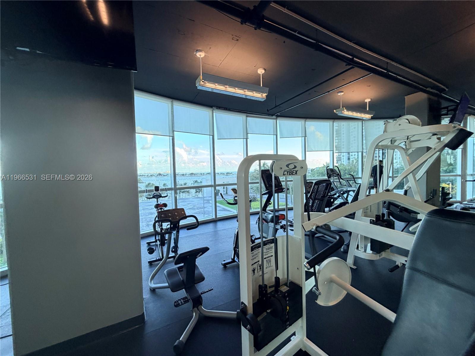 2101 Brickell Ave # 2202