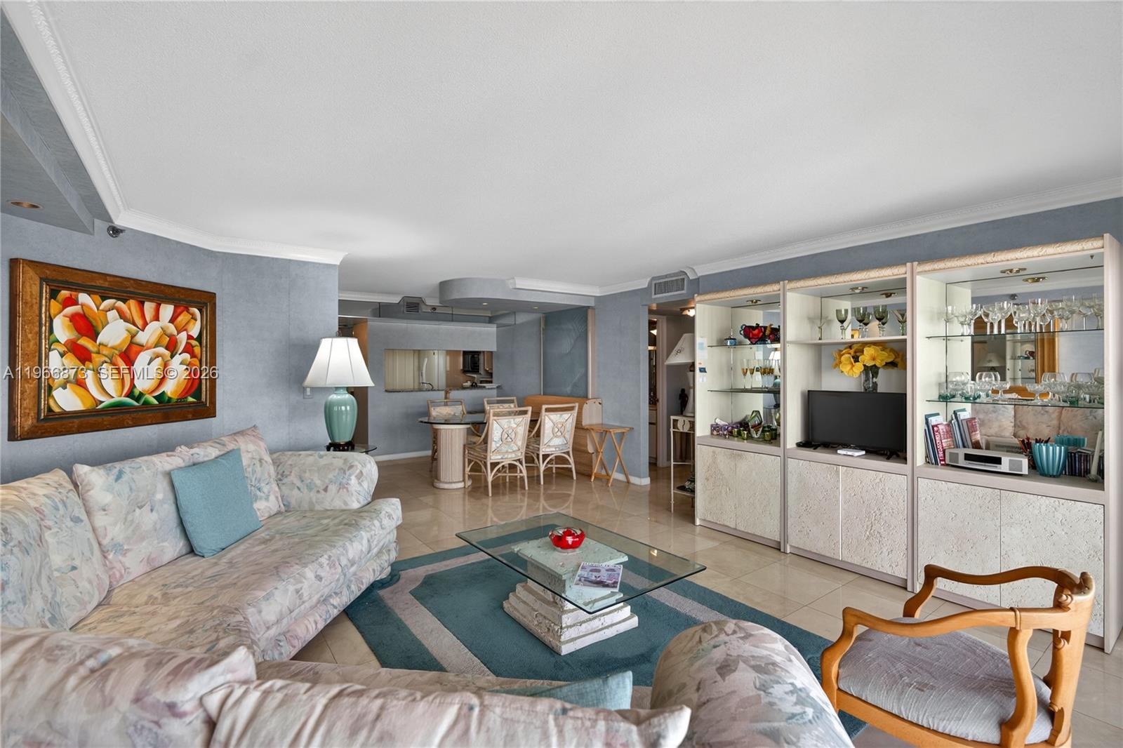 5757 Collins Ave # 1902