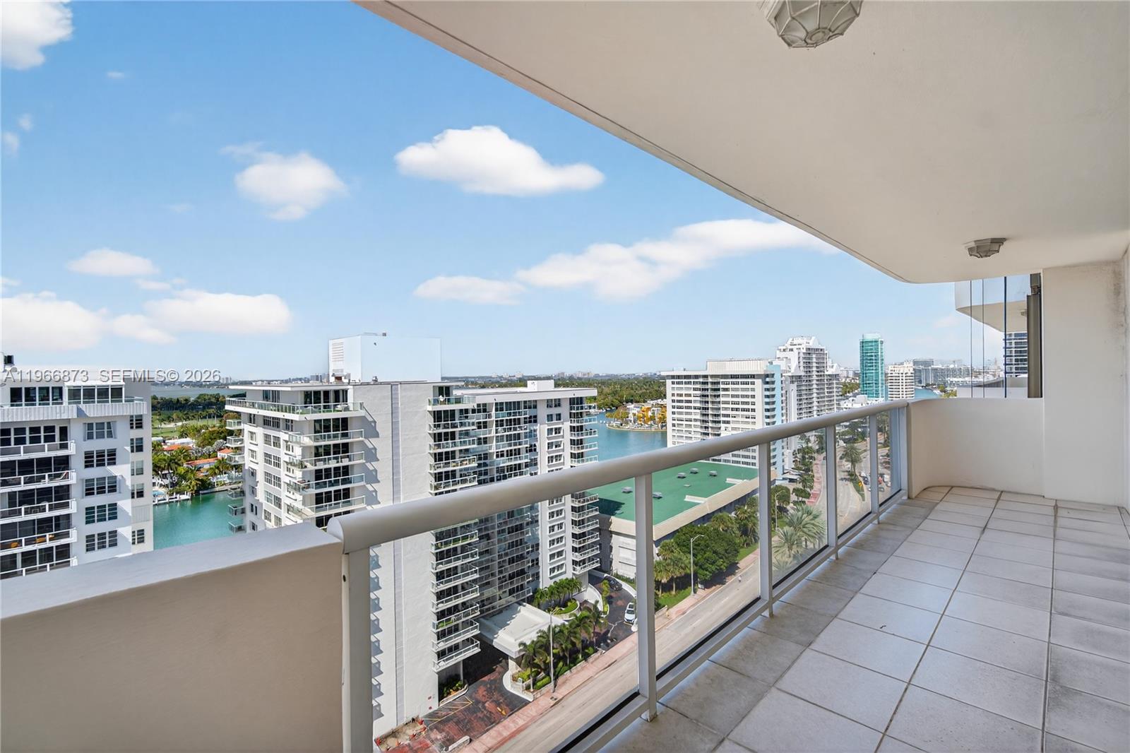 5757 Collins Ave # 1902