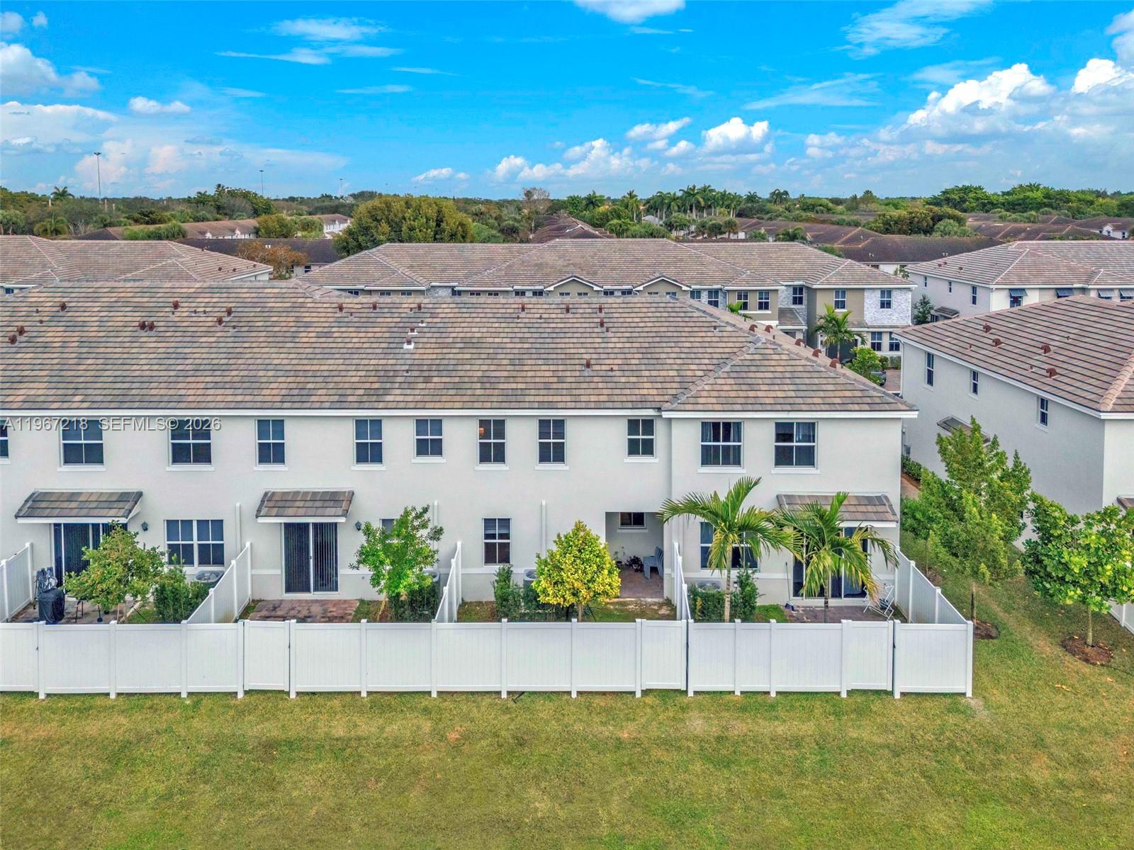 142 SW 170th Ave