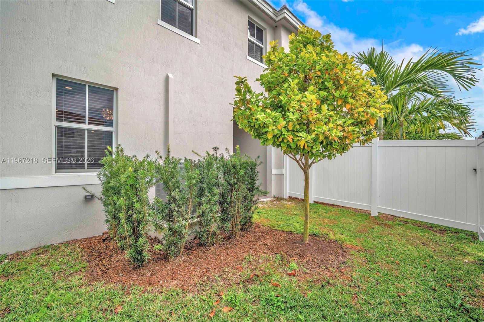 142 SW 170th Ave
