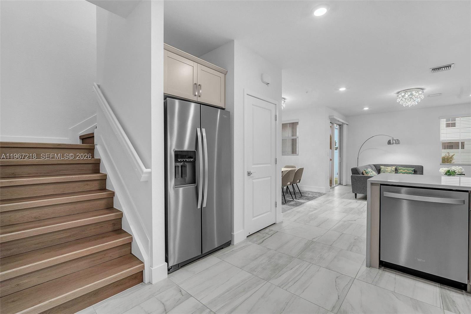 142 SW 170th Ave