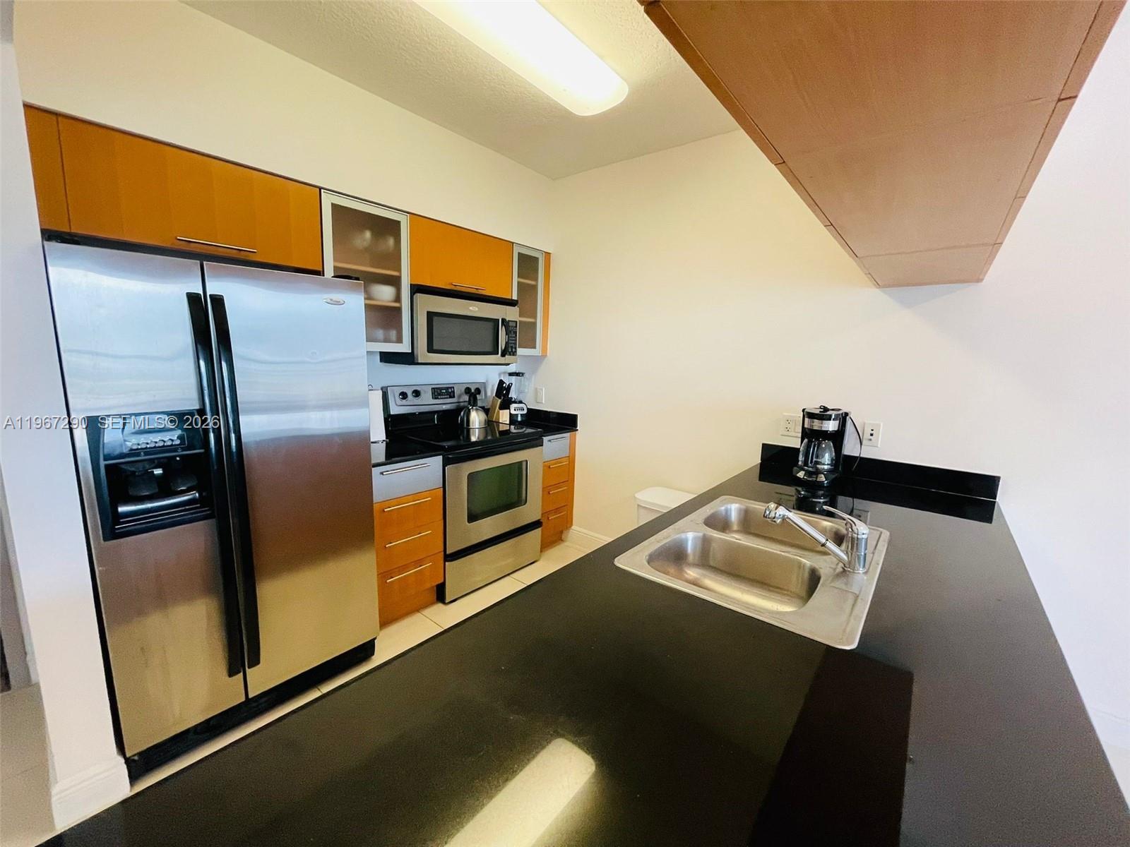 1750 N Bayshore Dr # 2710