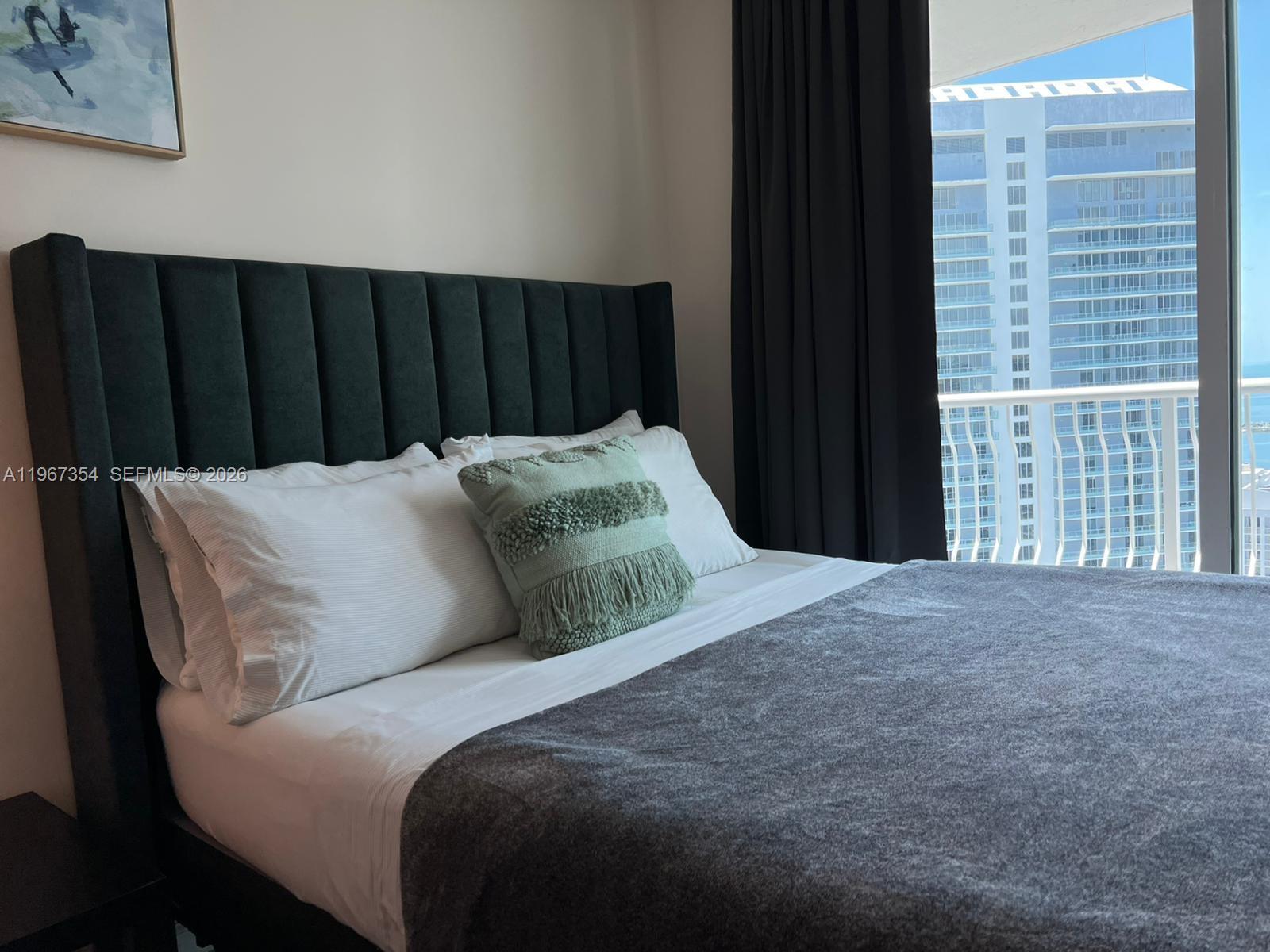 1200 Brickell Bay Dr # 4217