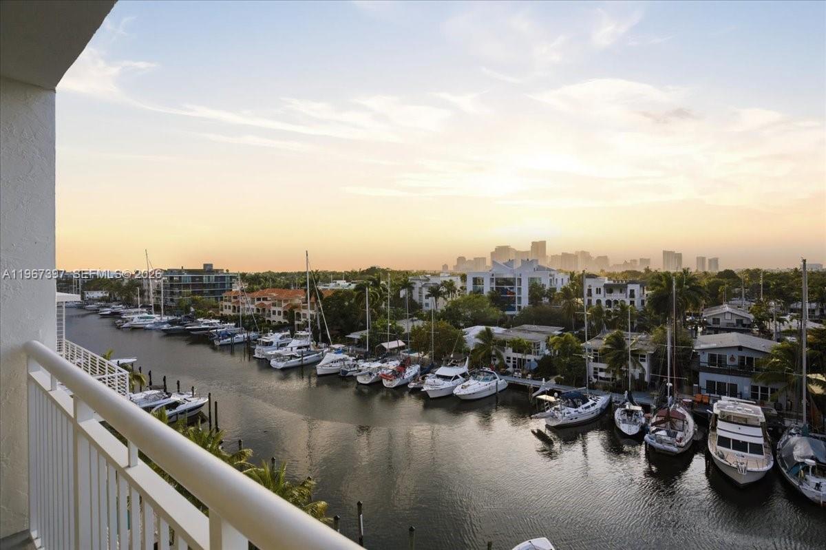 155 Isle Of Venice Dr # 701