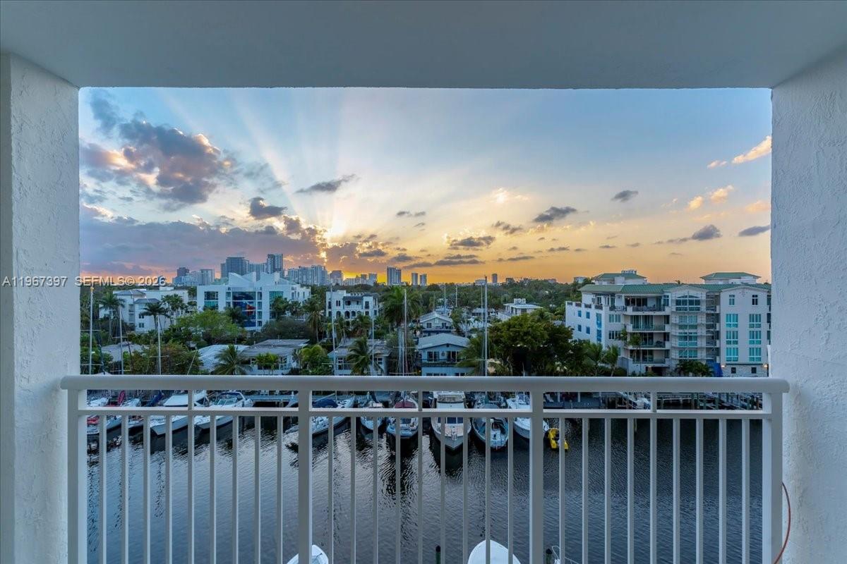 155 Isle Of Venice Dr # 701