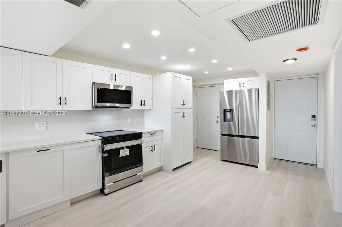 155 Isle Of Venice Dr # 701