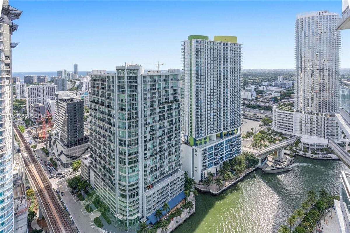 92 SW 3rd St # 3804