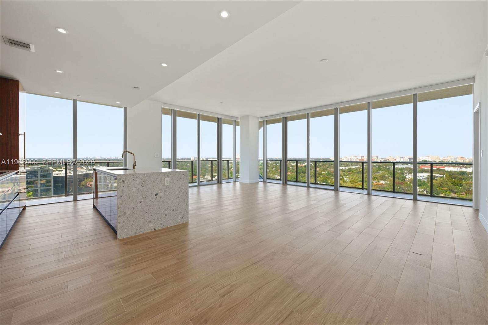 2678 Tigertail Ave # 1501