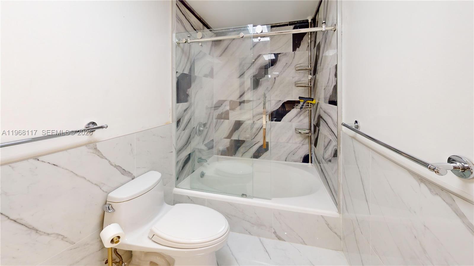 1800 NE 114th St # 1705