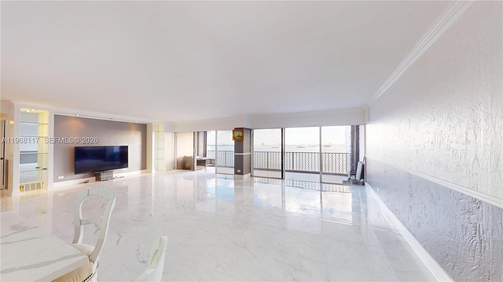 1800 NE 114th St # 1705