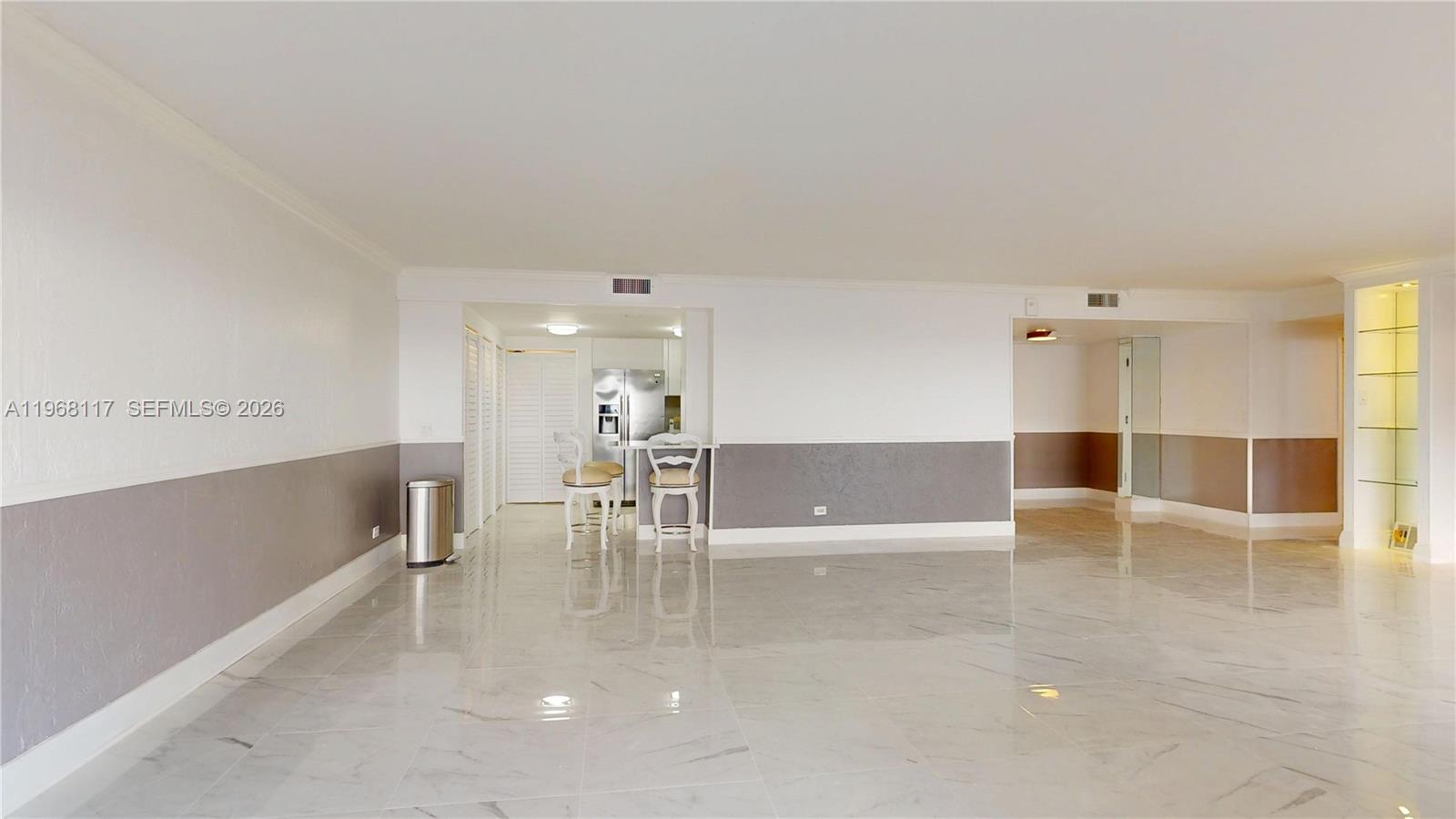 1800 NE 114th St # 1705