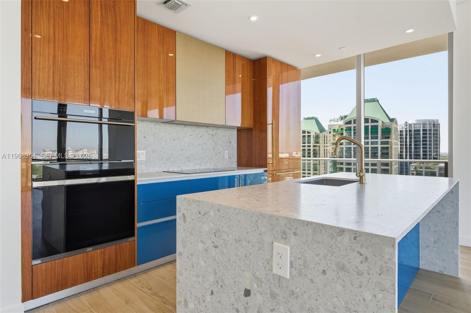 2678 Tigertail Ave # 1501