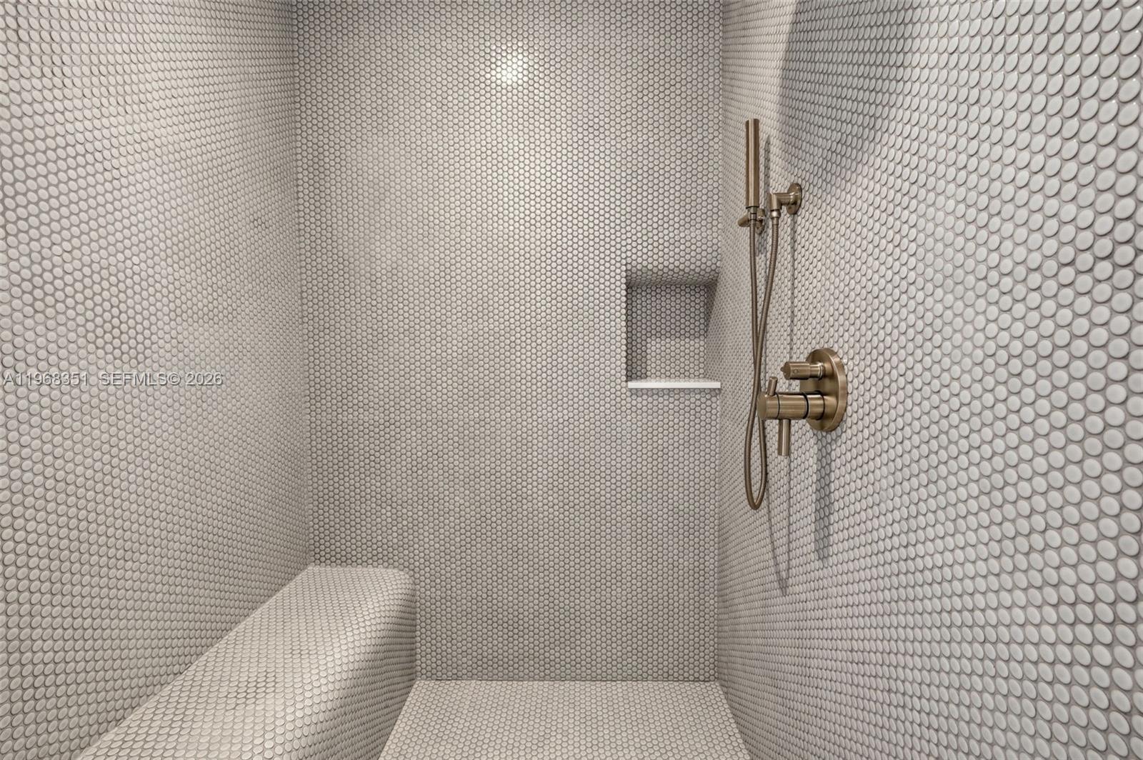 2678 Tigertail Ave # 1501