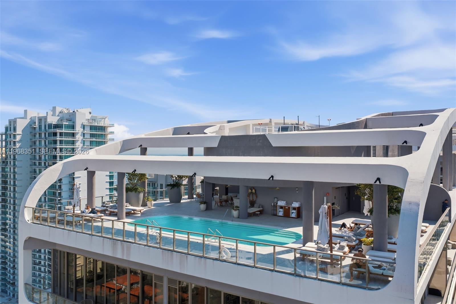 2678 Tigertail Ave # 1501