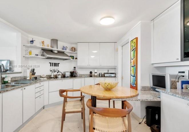 1643 Brickell Ave # 1006