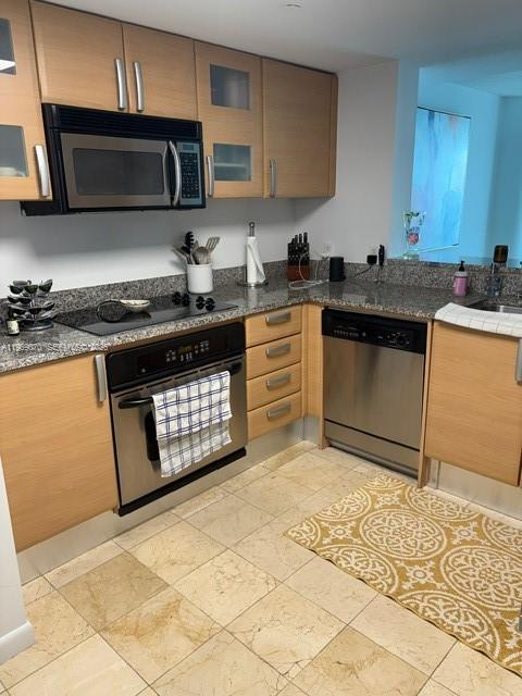 2101 Brickell Ave # 1807