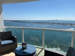 2101 Brickell Ave # 1807