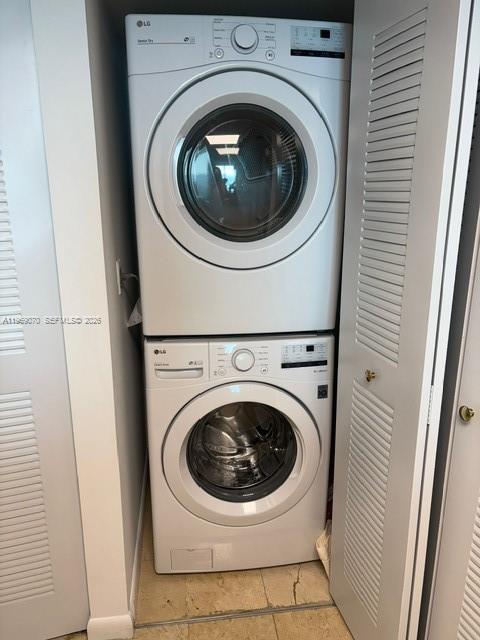 2101 Brickell Ave # 1807