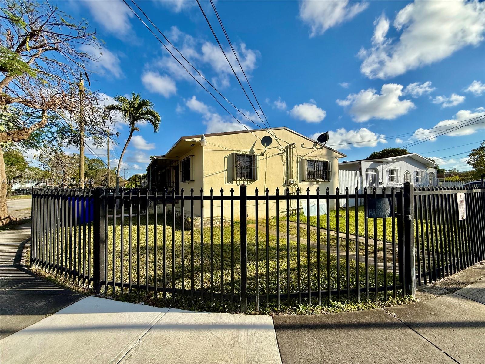 3301 NW 23rd Ave # 1