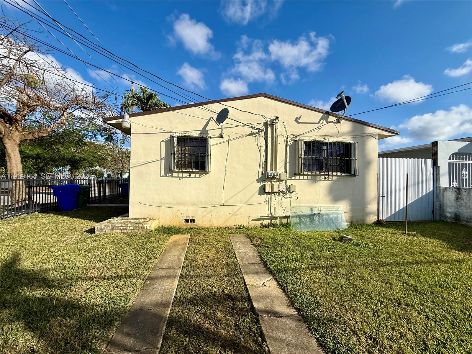 3301 NW 23rd Ave # 1