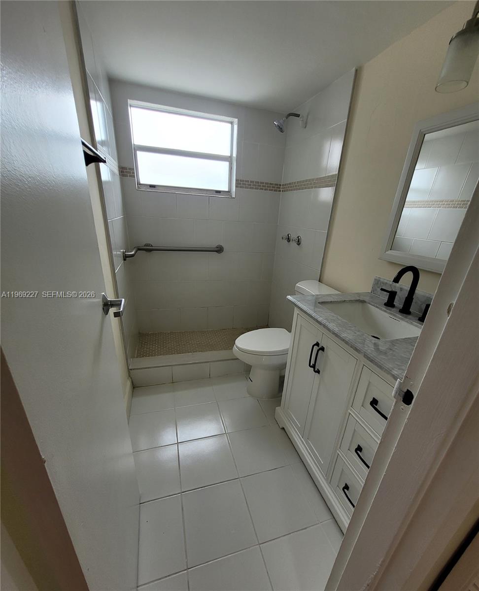 14140 SW 84th St # H Unit: 301-H