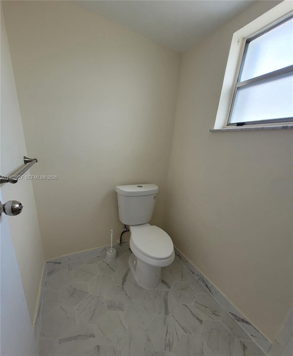 14140 SW 84th St # H Unit: 301-H