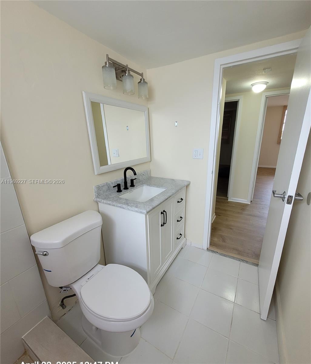 14140 SW 84th St # H Unit: 301-H
